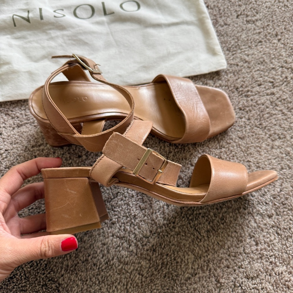 Nisolo Stella Go-To Almond Leather Block Heels Size 7.5 - Picture 4 of 9